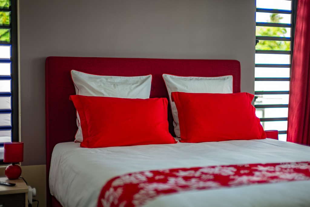 bedroom-2-sunset-villa-bora-bora-rental