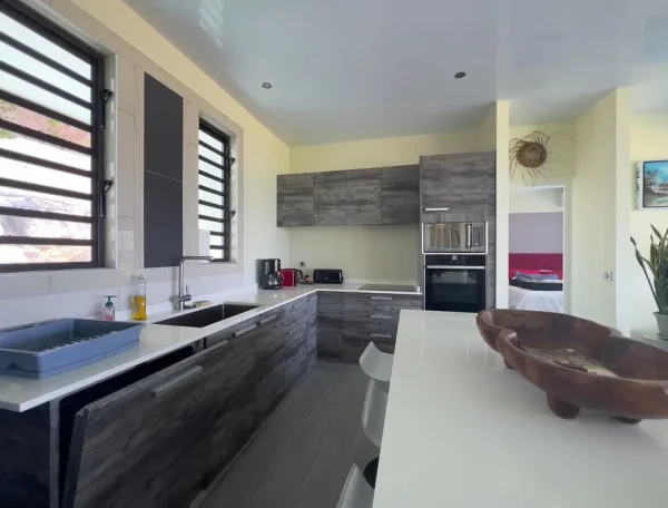 kitchen-bora-bora-sunset-villa-rental0006